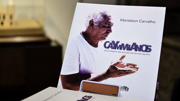 Livro sobre os personagens das canções de Caymmi é lançado em Salvador