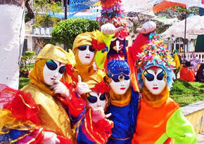 Carnaval de Maragojipe em exposição no Salvador Shopping