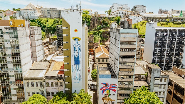 Murais na fachada de prédios em Salvador chamam atenção para preservação ambiental